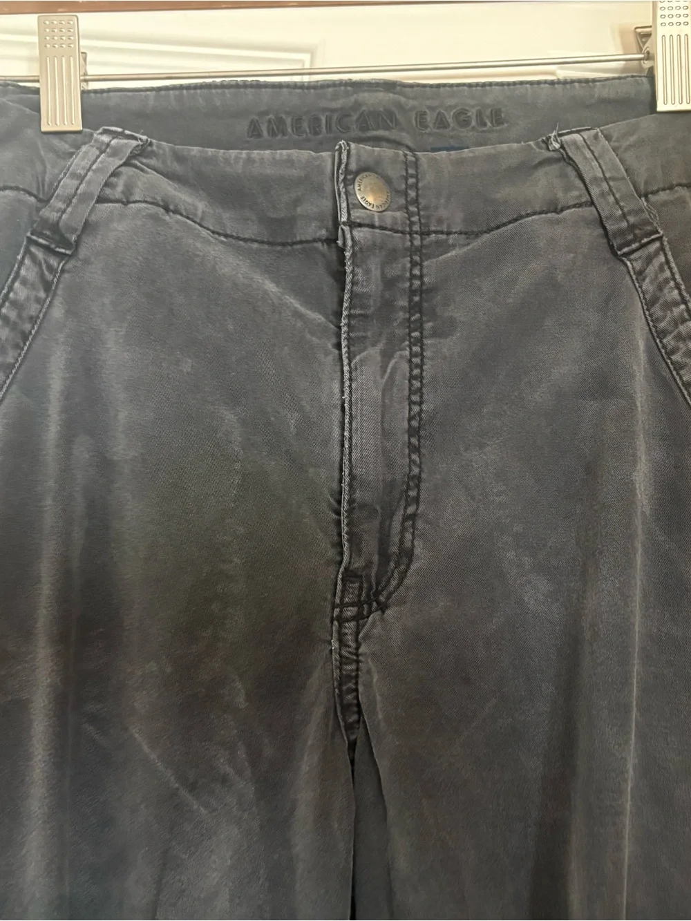 American Eagle Outfitters grey Washed Cargo Pants